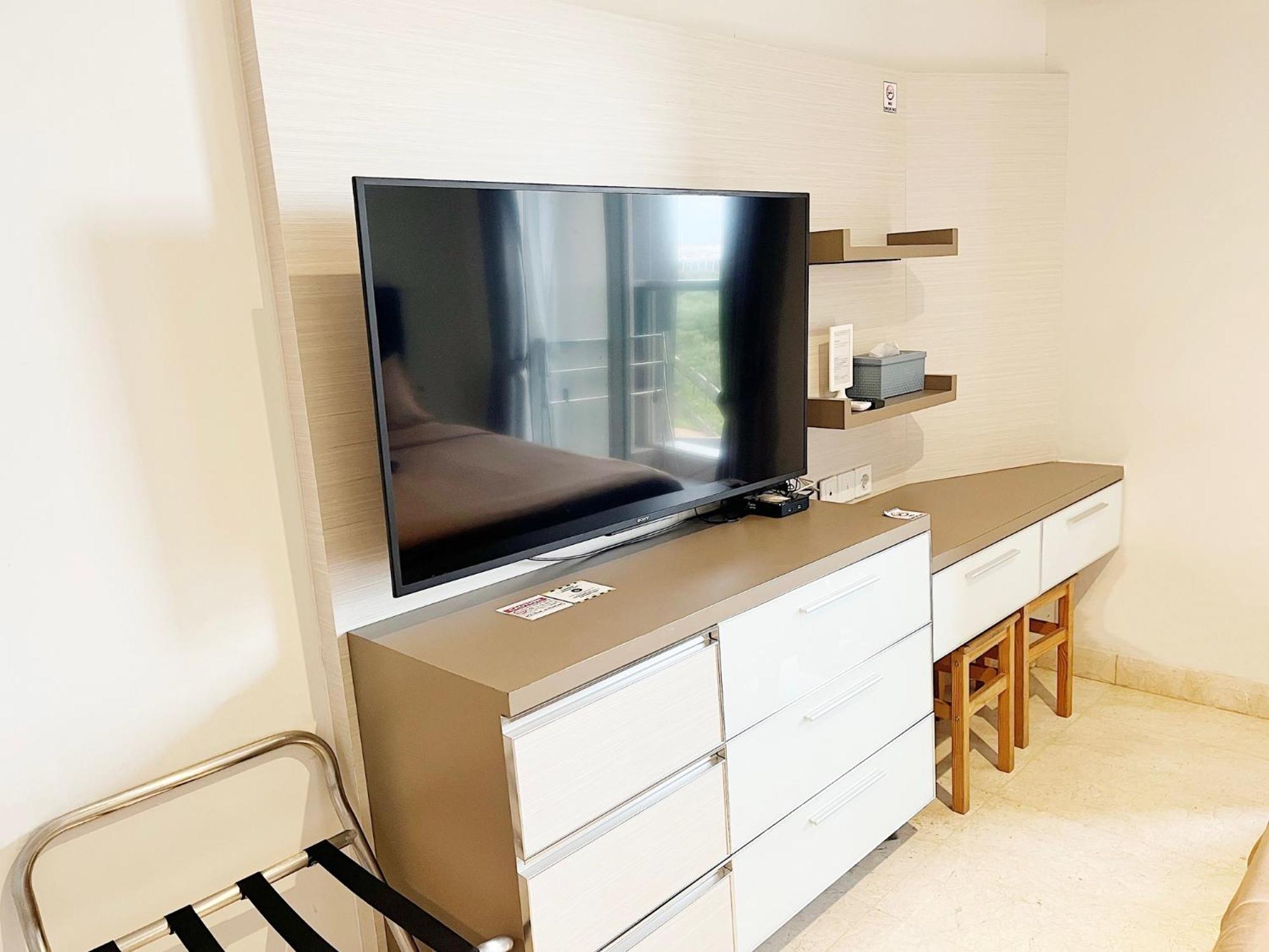 ゴールド コースト Pik シー ビュー アパートメンツ バイ ロンゲステイ ジャカルタ 部屋 写真